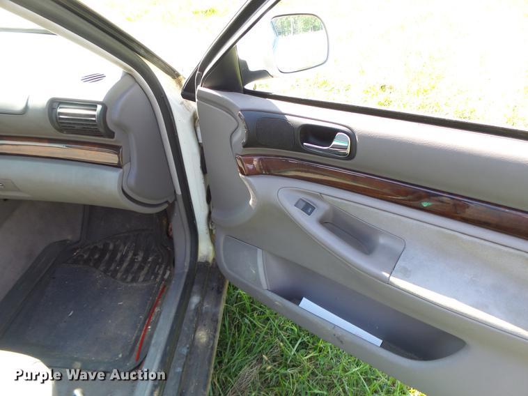 image for item DT9965 1998 Audi A4