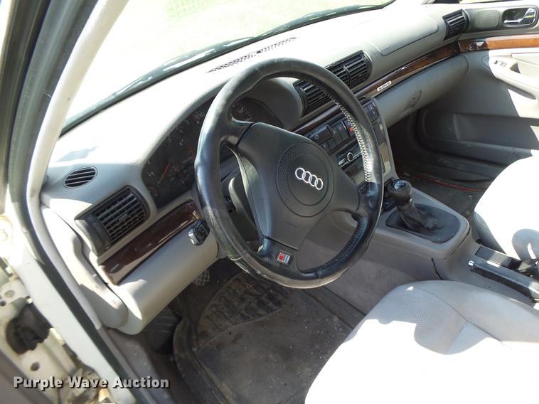 image for item DT9965 1998 Audi A4