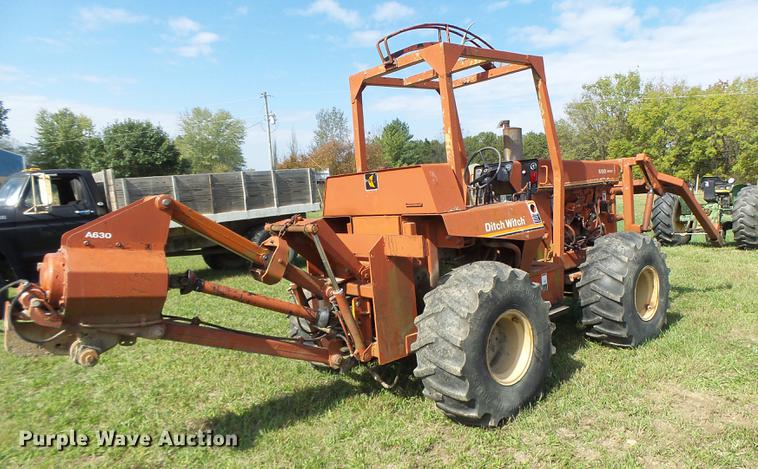 image for item DT9966 Ditch Witch 6510 cable plow