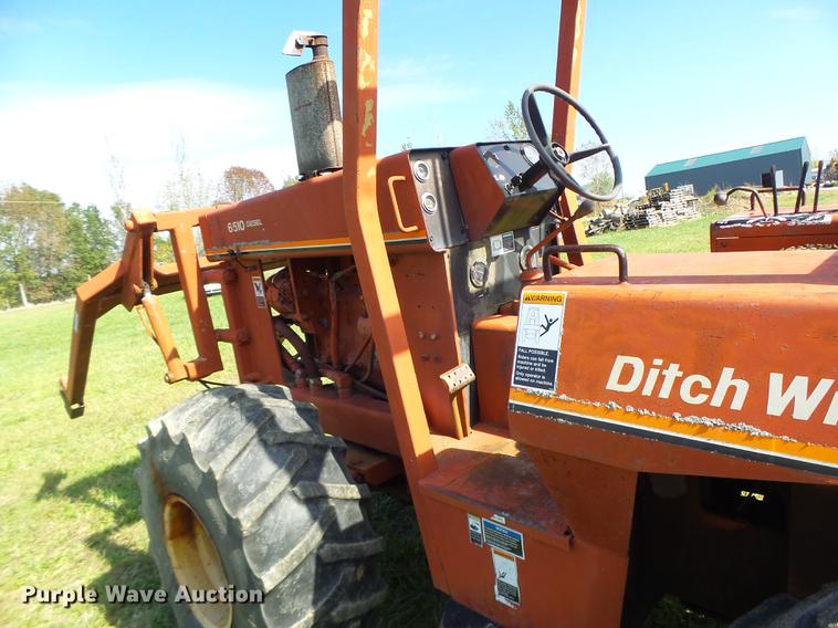 image for item DT9966 Ditch Witch 6510 cable plow