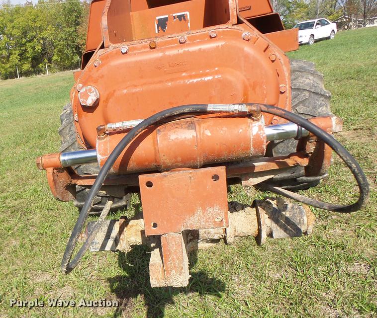 image for item DT9966 Ditch Witch 6510 cable plow