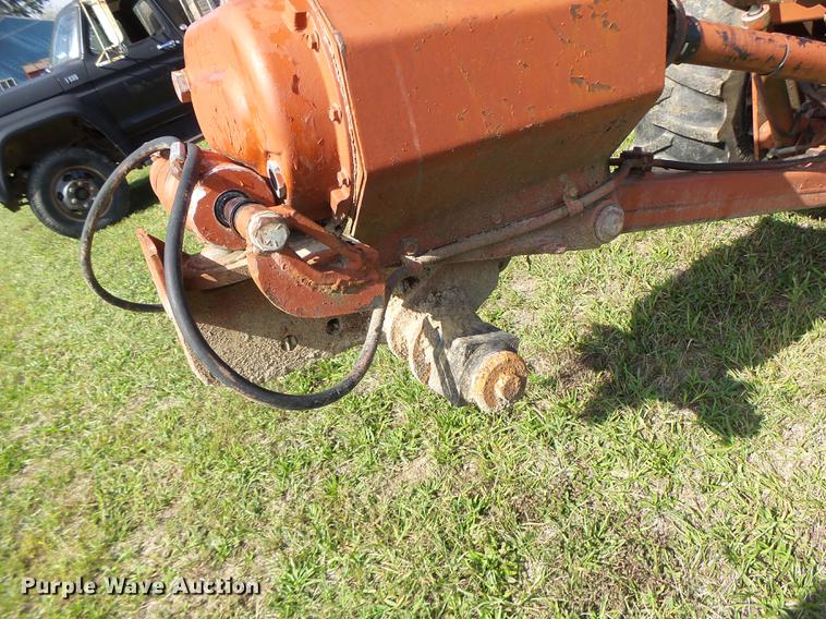 image for item DT9966 Ditch Witch 6510 cable plow