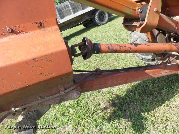 image for item DT9966 Ditch Witch 6510 cable plow