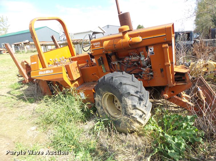 image for item DT9967 Ditch Witch 6510 cable plow