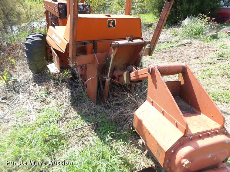 image for item DT9967 Ditch Witch 6510 cable plow