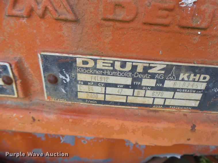 image for item DT9967 Ditch Witch 6510 cable plow
