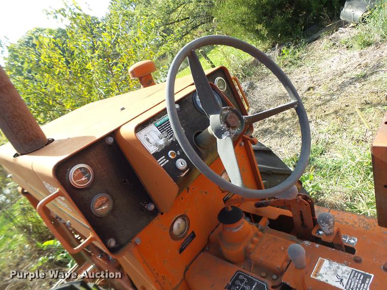 image for item DT9967 Ditch Witch 6510 cable plow