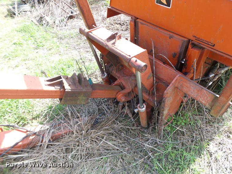 image for item DT9967 Ditch Witch 6510 cable plow