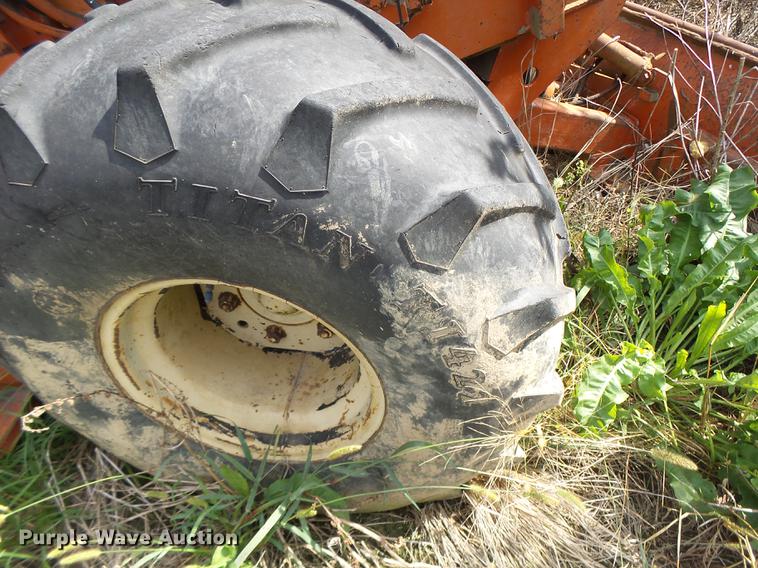 image for item DT9967 Ditch Witch 6510 cable plow