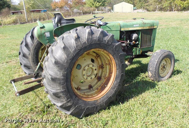 image for item DT9974 John Deere 1520 tractor