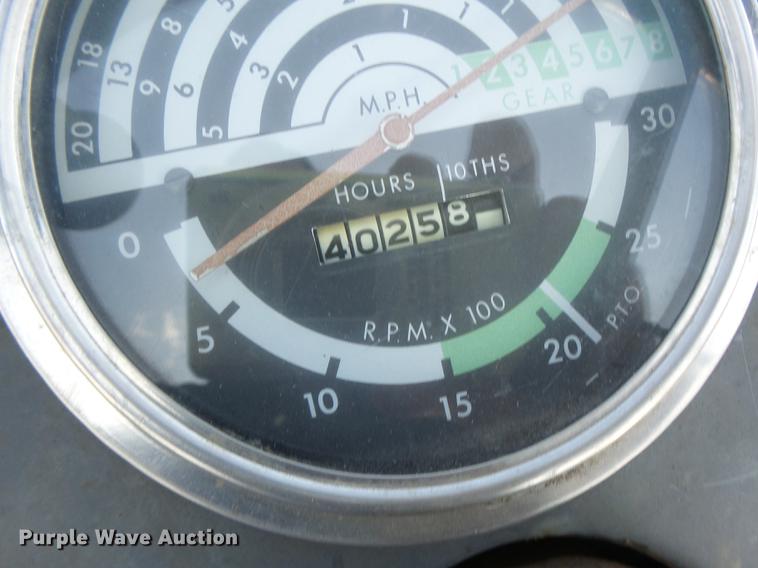 image for item DT9974 John Deere 1520 tractor