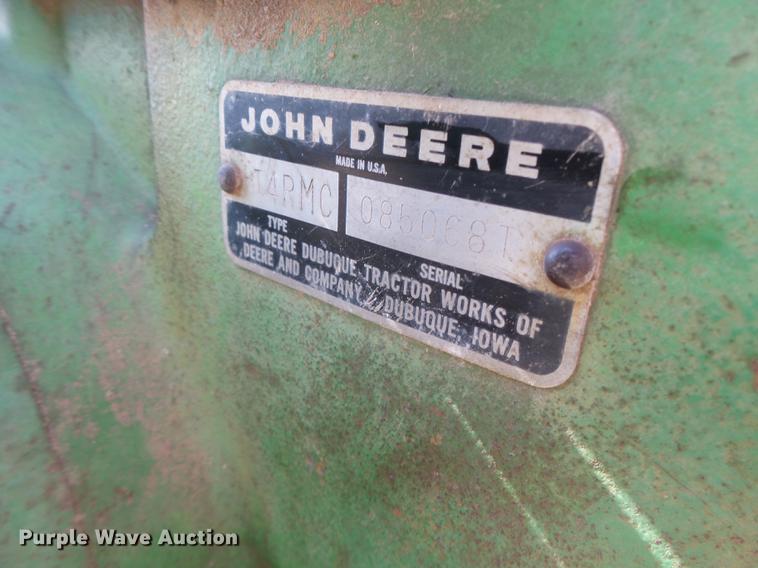 image for item DT9974 John Deere 1520 tractor