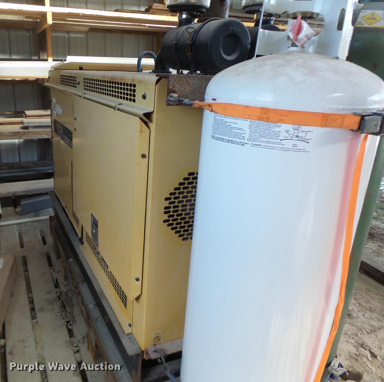 image for item DT9986 Miller Air Pak AC/DC welder/generator