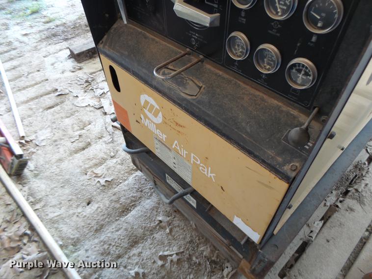 image for item DT9986 Miller Air Pak AC/DC welder/generator