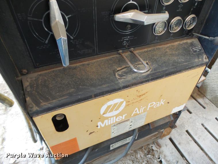 image for item DT9986 Miller Air Pak AC/DC welder/generator