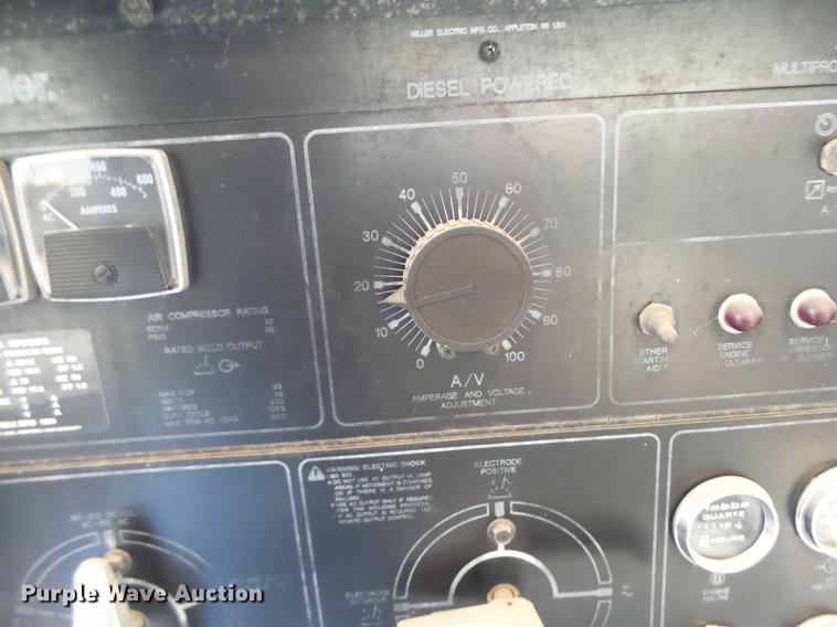 image for item DT9986 Miller Air Pak AC/DC welder/generator