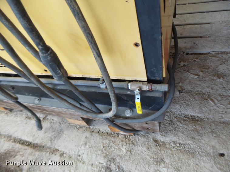 image for item DT9986 Miller Air Pak AC/DC welder/generator