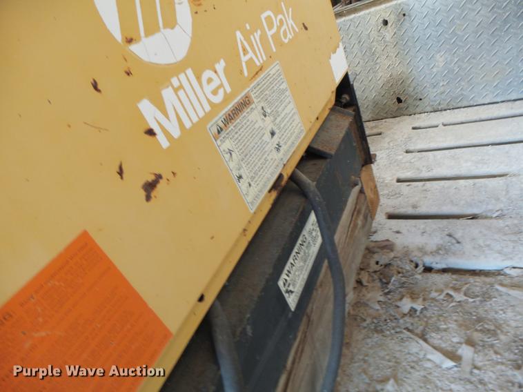 image for item DT9986 Miller Air Pak AC/DC welder/generator
