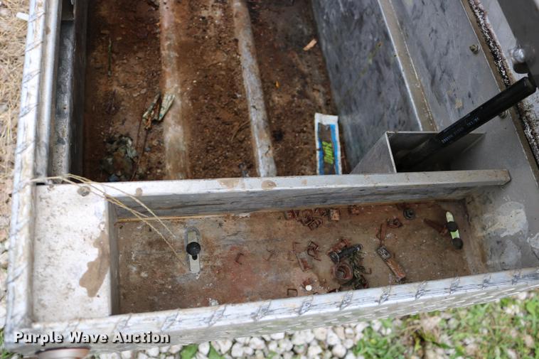 image for item DW9974 Knaack toolbox