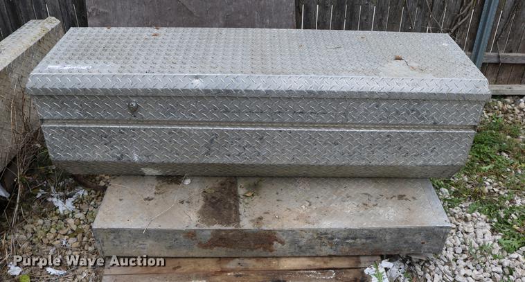 image for item DW9975 (2) toolboxes