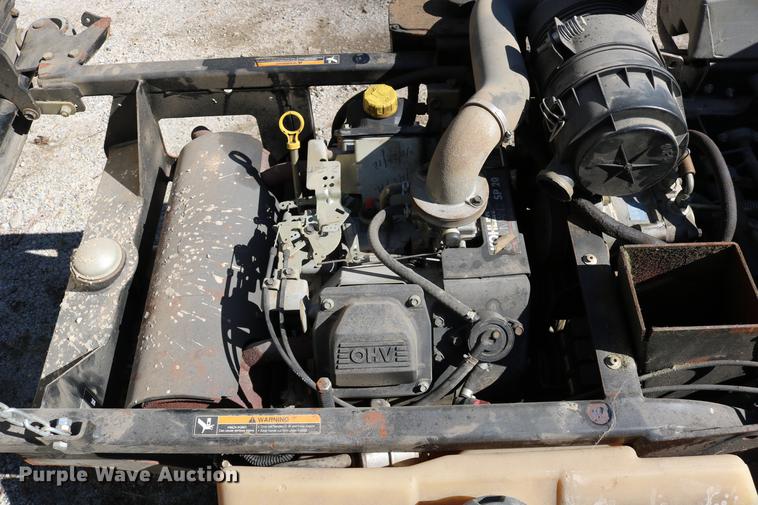 image for item DW9981 Ex Mark Navigator NAV20KC ZTR lawn mower