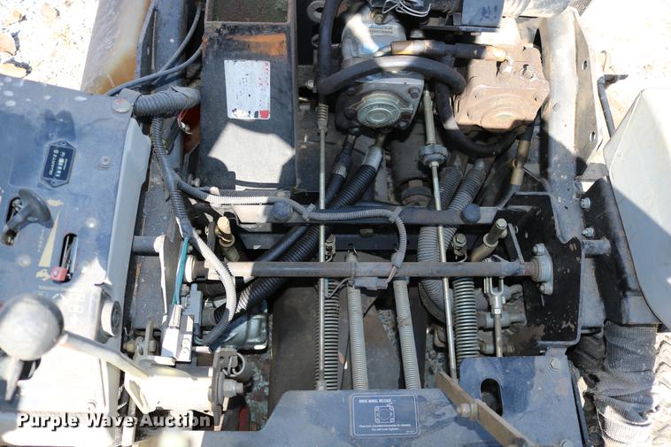 image for item DW9981 Ex Mark Navigator NAV20KC ZTR lawn mower