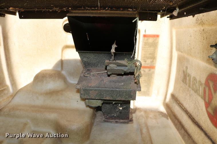 image for item DW9981 Ex Mark Navigator NAV20KC ZTR lawn mower