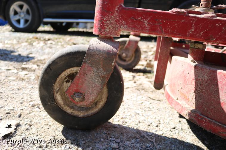 image for item DW9981 Ex Mark Navigator NAV20KC ZTR lawn mower