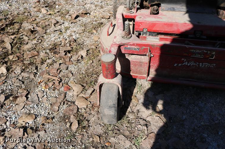 image for item DW9981 Ex Mark Navigator NAV20KC ZTR lawn mower