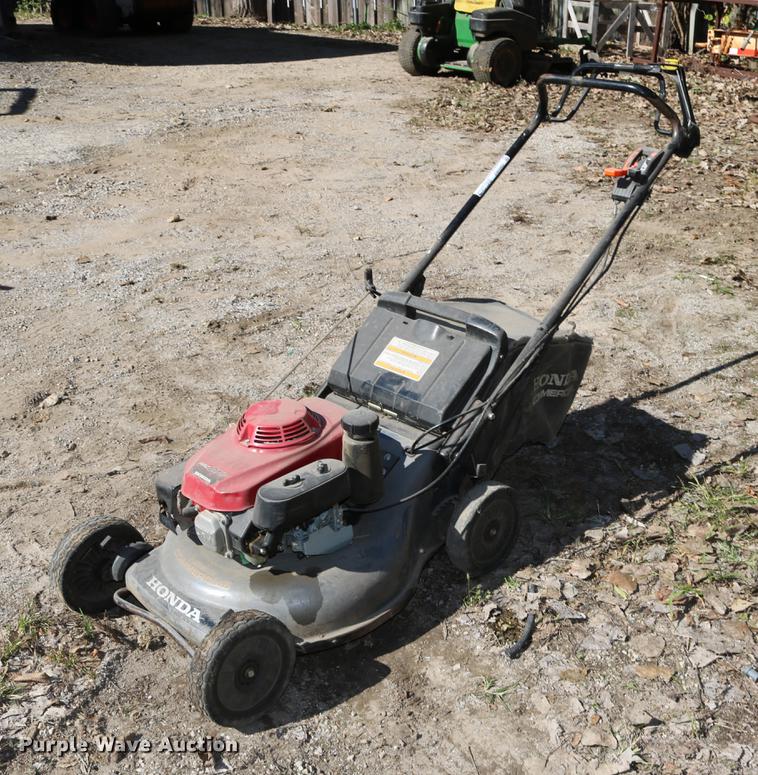 image for item DW9982 Honda HRC2163HX4 push mower