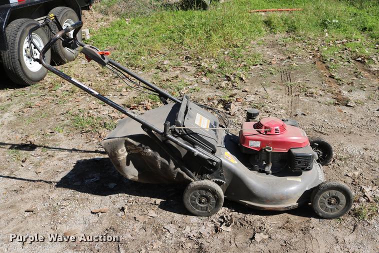 image for item DW9982 Honda HRC2163HX4 push mower