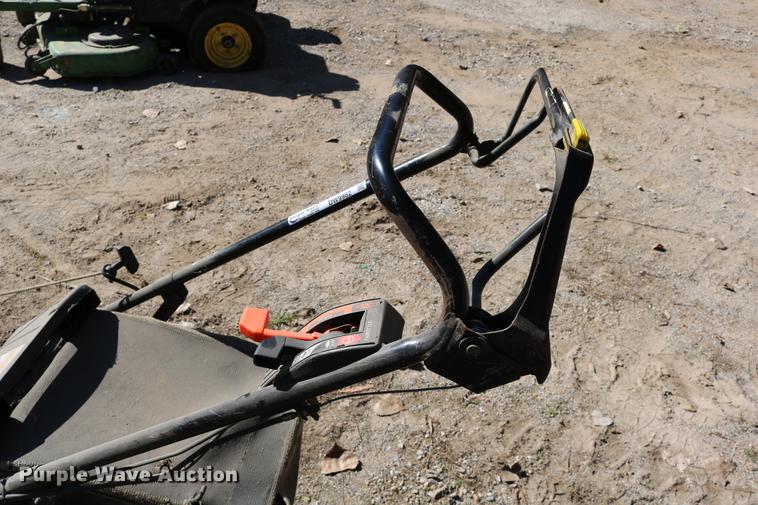 image for item DW9982 Honda HRC2163HX4 push mower