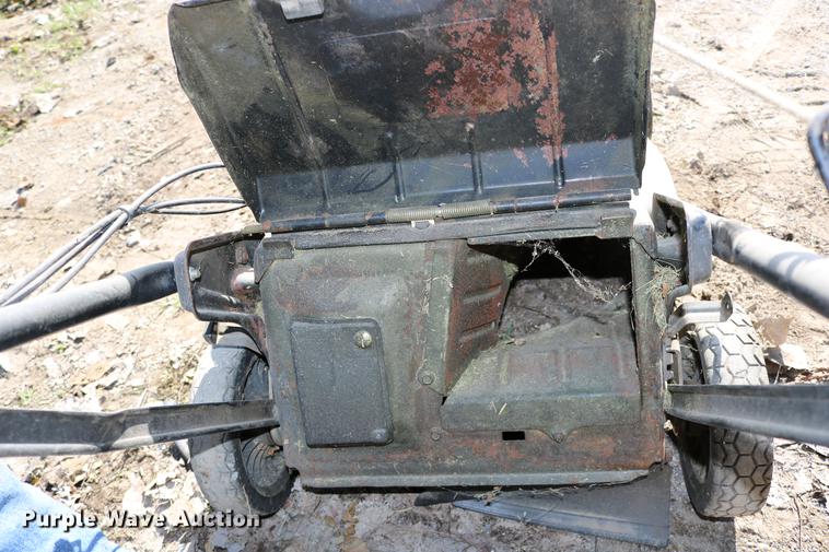 image for item DW9982 Honda HRC2163HX4 push mower