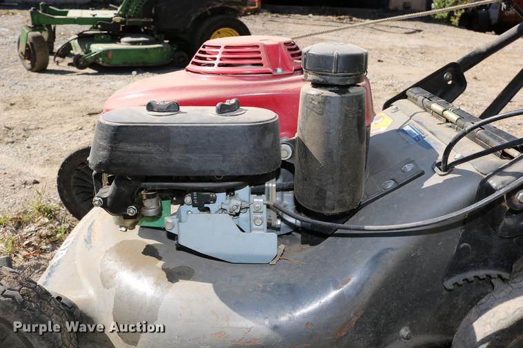 image for item DW9982 Honda HRC2163HX4 push mower