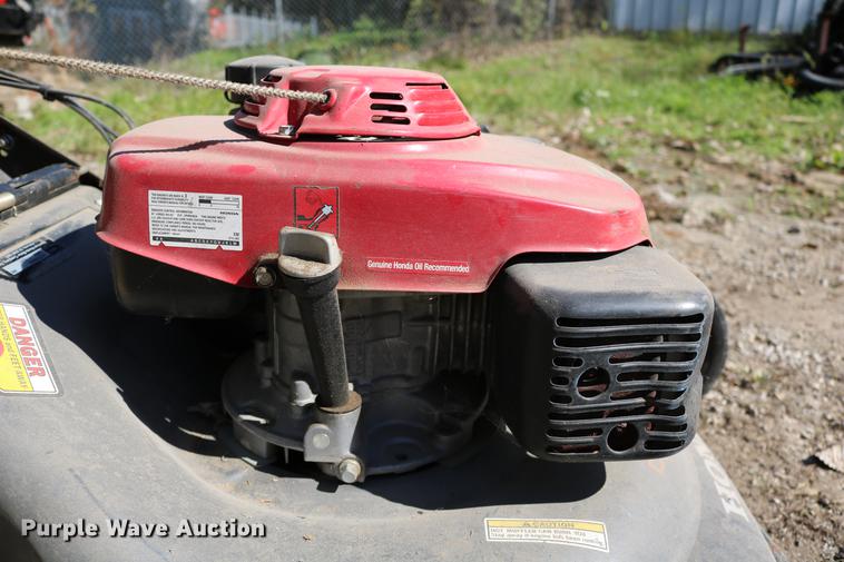 image for item DW9982 Honda HRC2163HX4 push mower