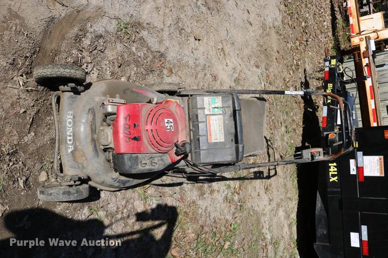 image for item DW9983 Honda push mower