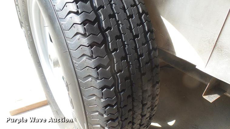 image for item EB9338 2016 Wells Cargo enclosed cargo trailer