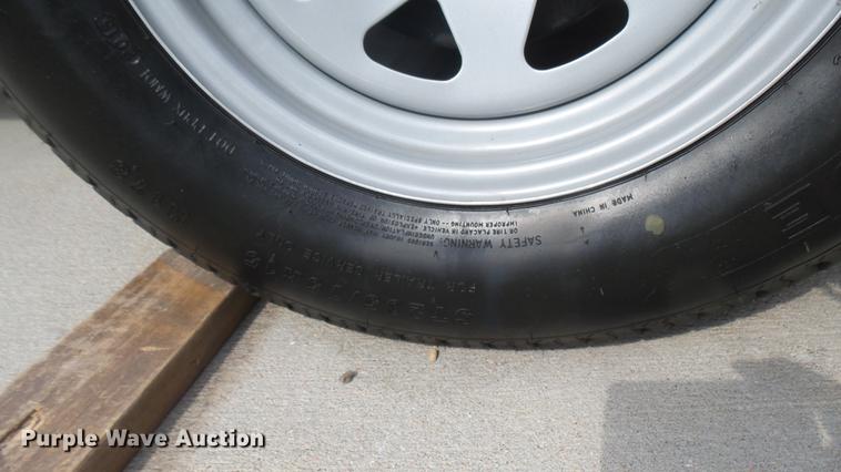 image for item EB9338 2016 Wells Cargo enclosed cargo trailer