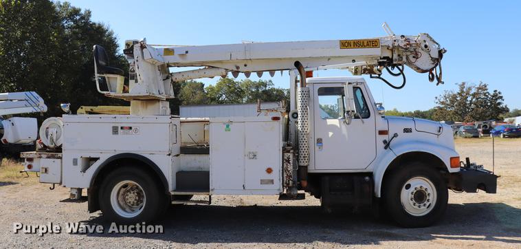 image for item ED9578 1996 International 4700 digger derrick truck