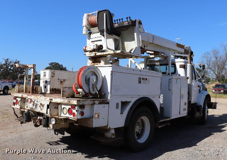 image for item ED9578 1996 International 4700 digger derrick truck