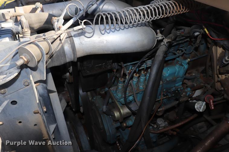 image for item ED9578 1996 International 4700 digger derrick truck