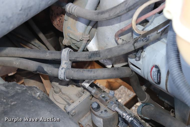 image for item ED9578 1996 International 4700 digger derrick truck