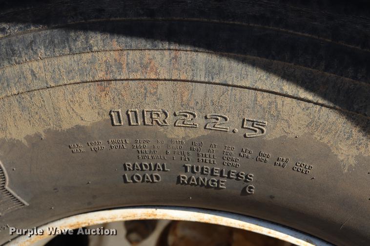 image for item ED9578 1996 International 4700 digger derrick truck