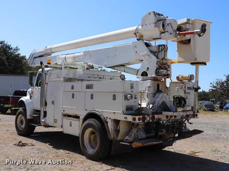 image for item ED9580 2001 International 4800 bucket truck