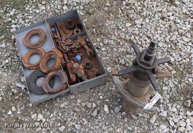 image for item ED9589 Mueller 101 direct tap machine