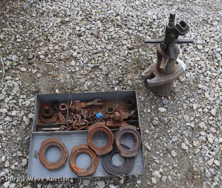 image for item ED9589 Mueller 101 direct tap machine