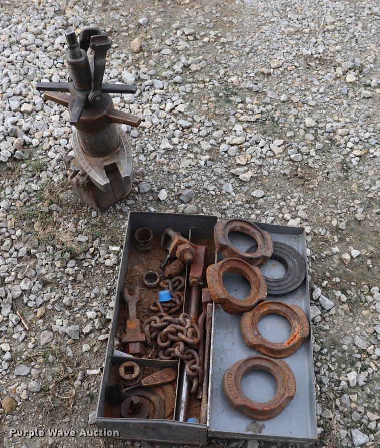 image for item ED9589 Mueller 101 direct tap machine