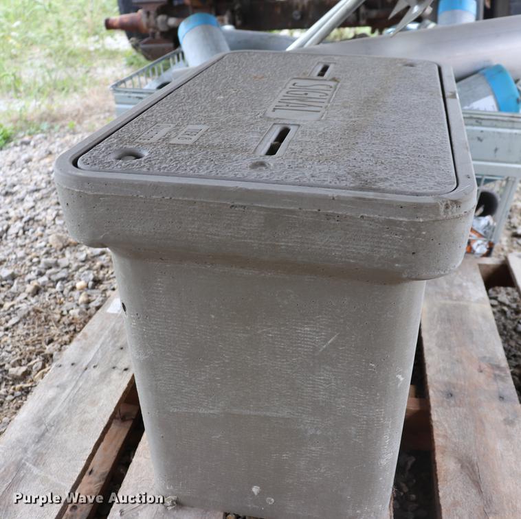 image for item ED9591 Underground concrete enclosure