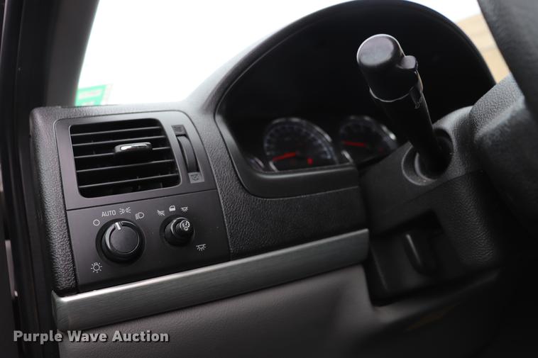 image for item ED9629 2008 Chevrolet Uplander handicap accessible van
