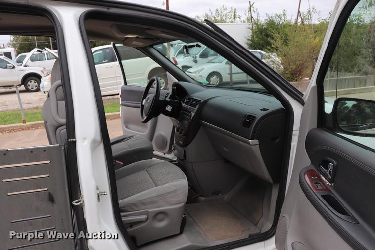image for item ED9629 2008 Chevrolet Uplander handicap accessible van